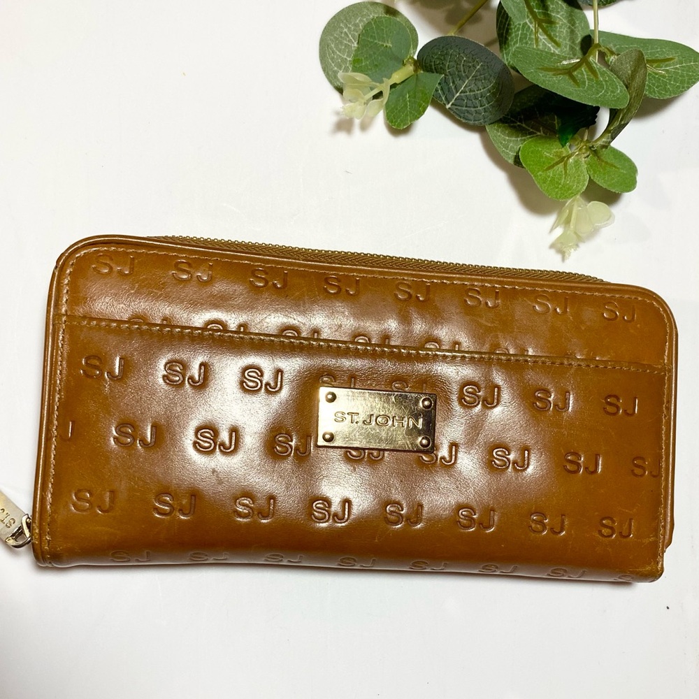 St John Wallet Zip Around Leather Rehab
